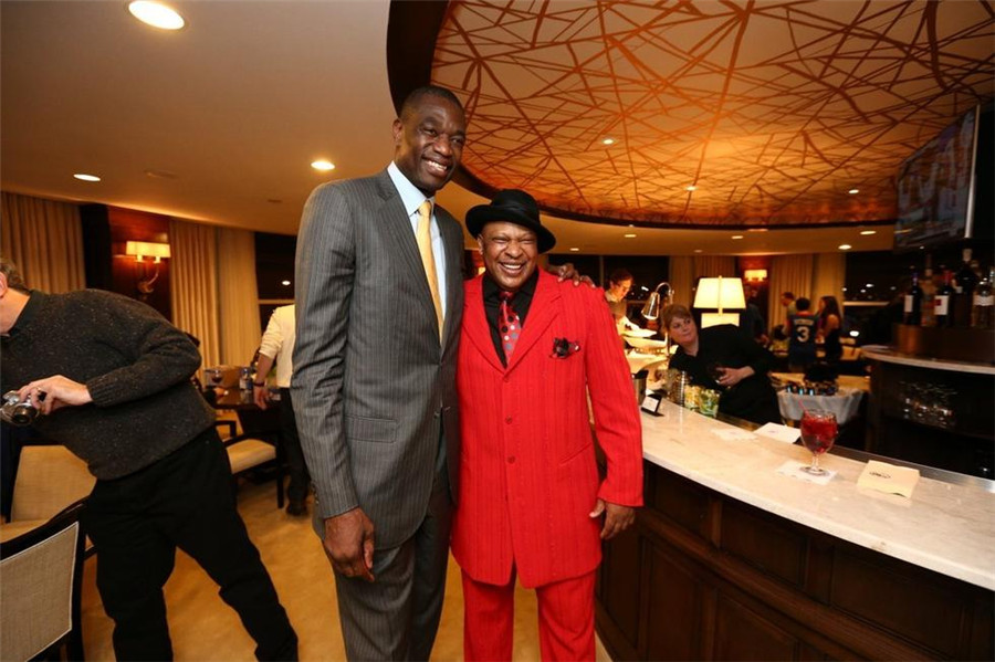 出赏心悦目 出赏心悦目