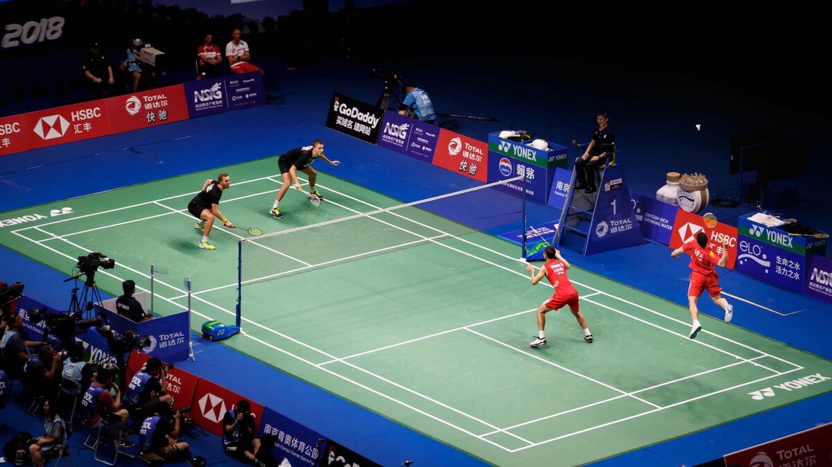 更在国际赛 更在国际赛