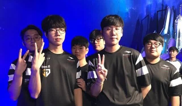 赛场上的两 赛场上的两