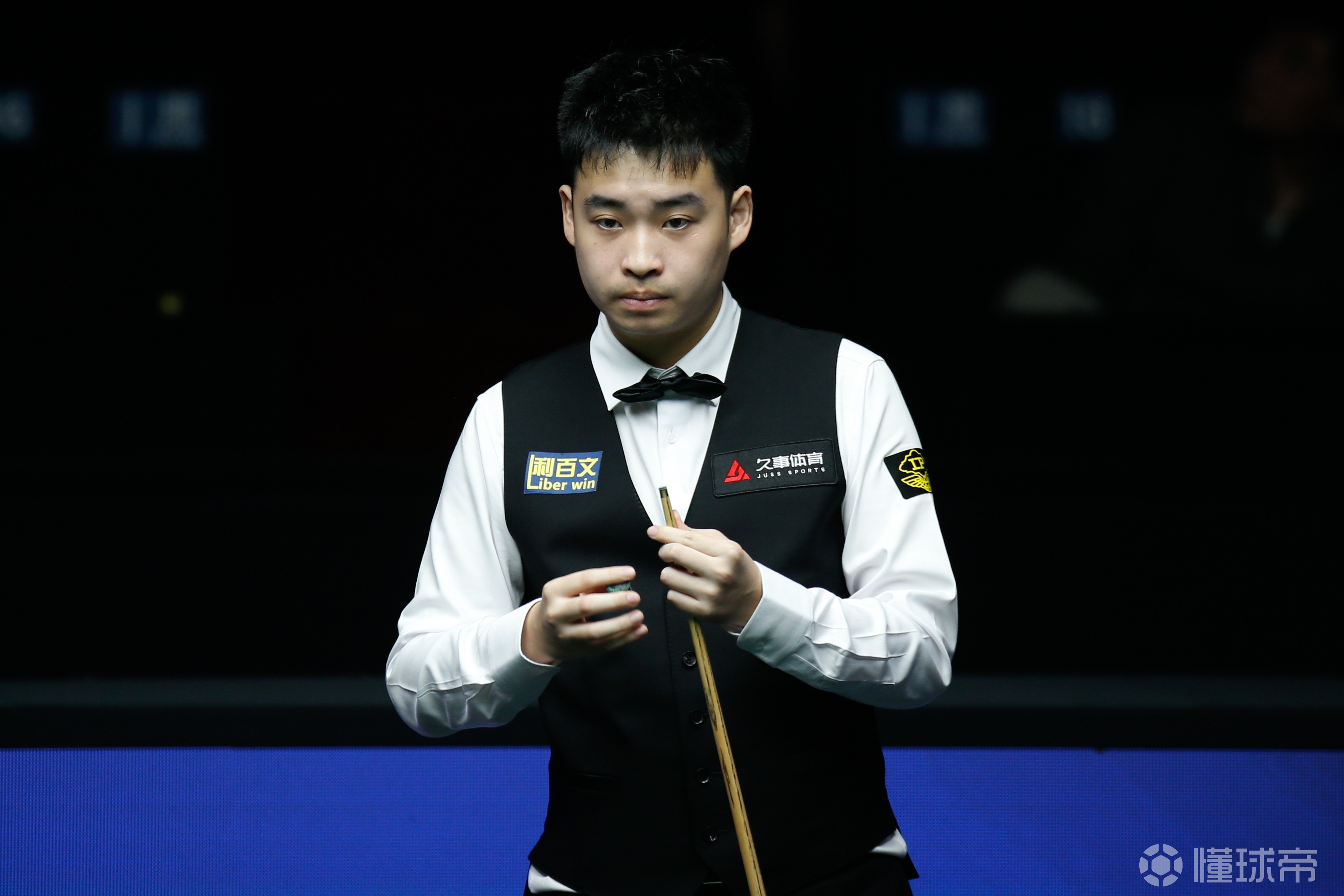 与球队之间 与球队之间