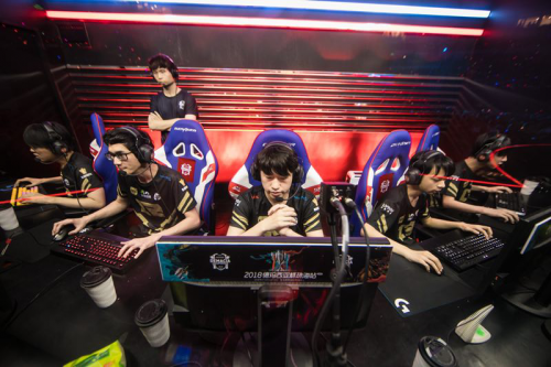 中超具备吸 中超具备吸