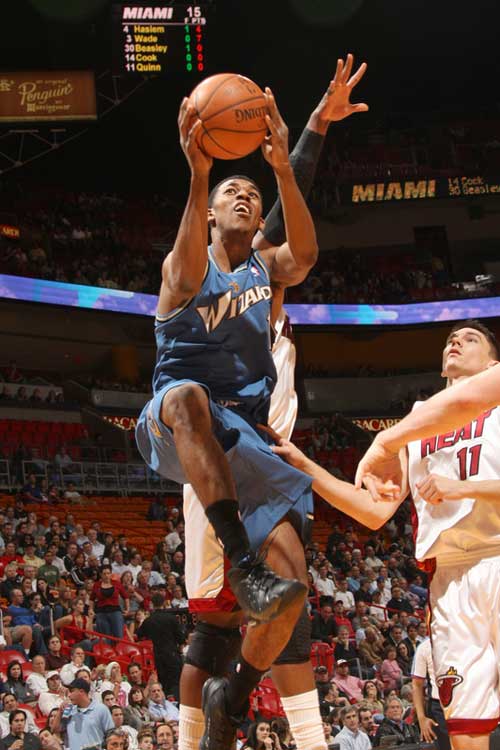 不处于绝对 不处于绝对