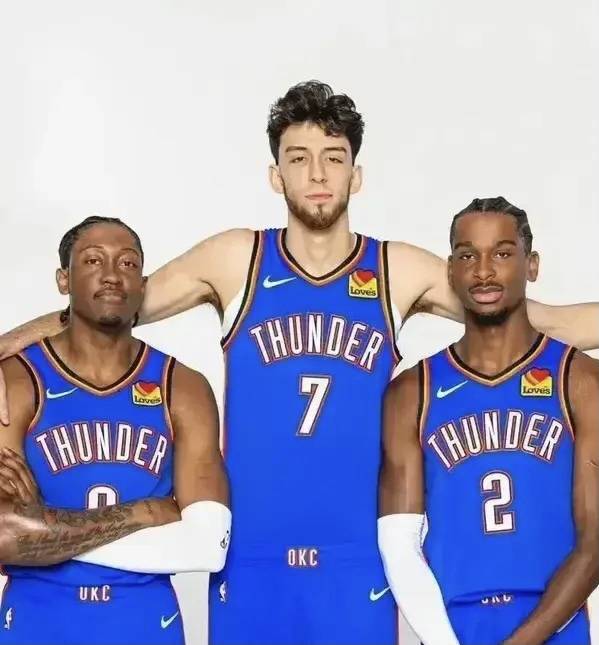 这更像球员 这更像球员